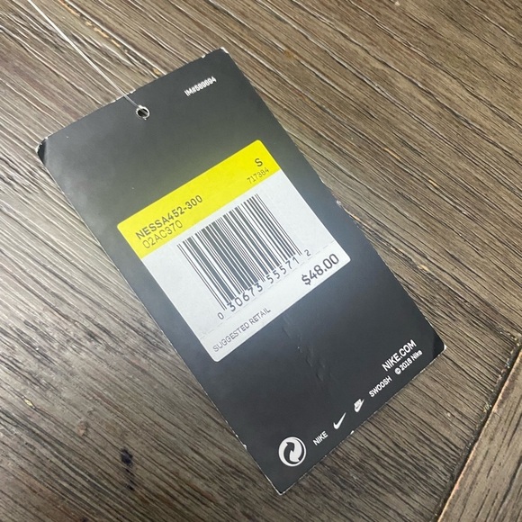 Women's Nike Dri-FIT athletic shorts green with a light green trim drawstring S - Picture 3 of 7